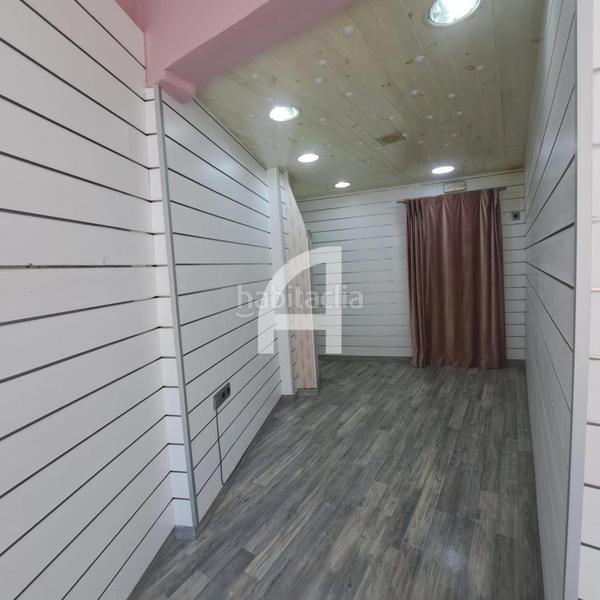 Foto 035db6fe-a70a-49a6-b181-2b5f611d73de. Alquiler local comercial versátil local comercial en el centro en Molins de Rei