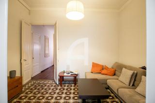 Flat in Sant Gervasi - Galvany. Amplio piso para reformar ubicado en zona sarriàsant gervasi