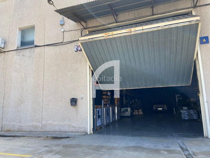 Foto 441eaa58-705d-45a3-8928-3f760b4b2995. Rent industrial building in Molins de Rei