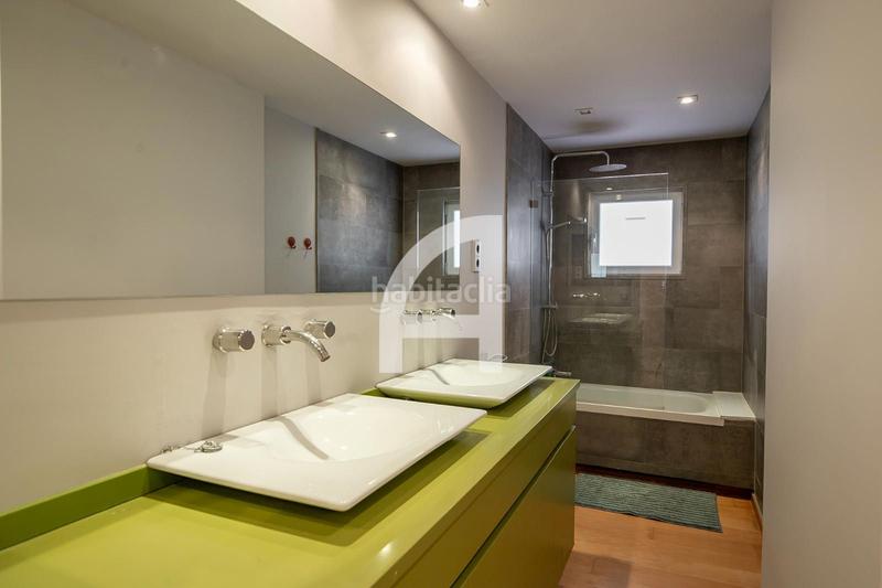 Foto 30d7e3f7-f304-4e86-b9d1-bb5c50bdd041. Location attique avec chauffage dans Putget - Farró Barcelona