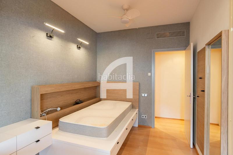 Foto 901040c6-d6f4-407a-919a-c521d1d72d18. Rent penthouse with heating in Putget - Farró Barcelona