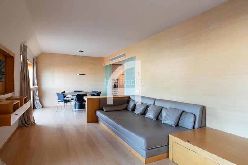 Foto da522d6e-9bb1-4069-be5e-bc9688d9343e. Rent penthouse with heating in Putget - Farró Barcelona