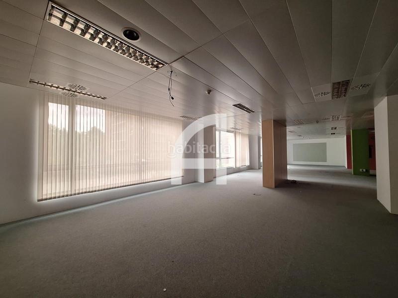 Foto 18791a14-a00b-419a-8b95-ae35566a313b. Location bureau avec chauffage dans Provençals del Poblenou Barcelona