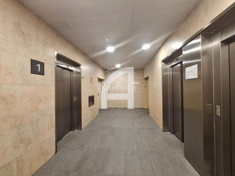 Foto 384c48ca-fd76-4623-a71a-571fc8d96a22. Location bureau avec chauffage dans Provençals del Poblenou Barcelona