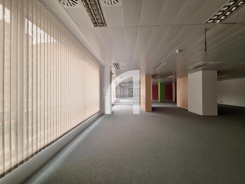 Foto d3baebf5-c015-4381-9271-e606d97bbd98. Location bureau avec chauffage dans Provençals del Poblenou Barcelona