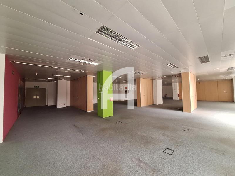 Foto c3cb34d5-5898-40a7-a6fc-bd0582c8abad. Miete büro mit heizung in Provençals del Poblenou Barcelona