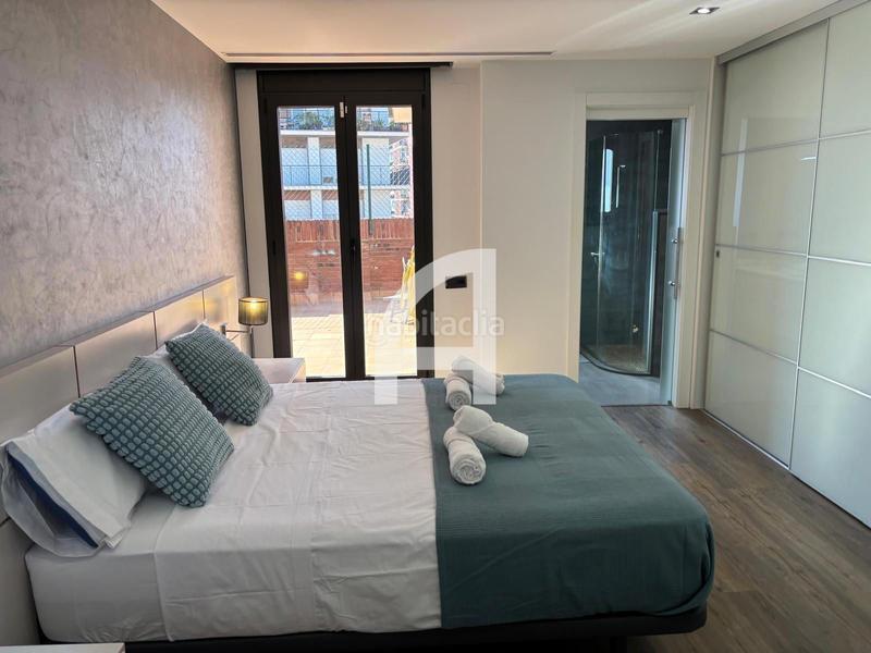 Foto 6ca11c2d-a0ee-430c-a8fe-cb7c2f17bd09. Alquiler ático ampio piso con piscina y área infantil en alquiler temporal en Barcelona