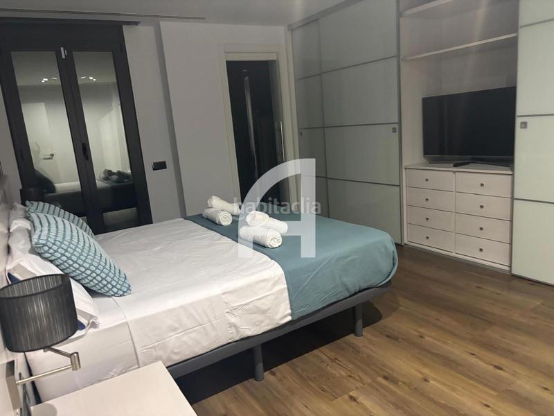 Foto 3d24cf30-9ede-43f0-8d9c-d7f122b00a22. Rent penthouse with heating pool in Sant Ramon - Maternitat Barcelona