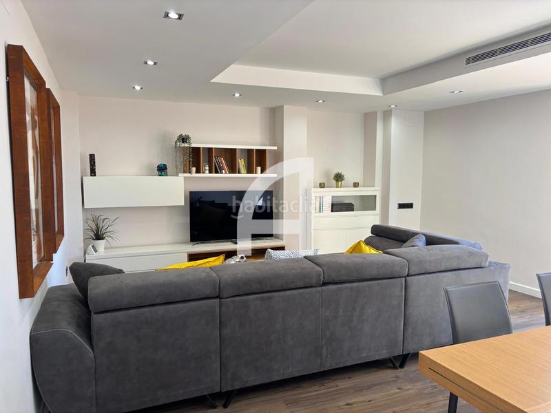 Foto cabac513-2299-4d26-a3f3-c9d0ef744ca5. Rent penthouse with heating pool in Sant Ramon - Maternitat Barcelona