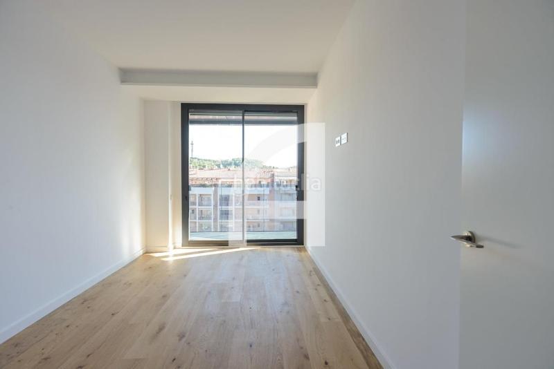 Foto 017681b0-0952-42c1-8220-61a93b63d8c3. Àtic amb calefacció piscina a Eixample Nord Girona