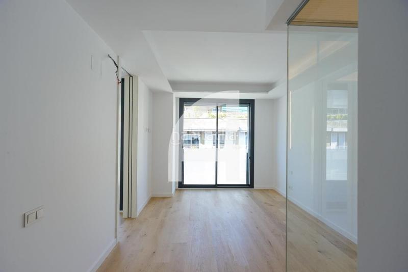 Foto 61c9dd41-44bc-4a4d-afed-9cb27c15281f. Àtic amb calefacció piscina a Eixample Nord Girona