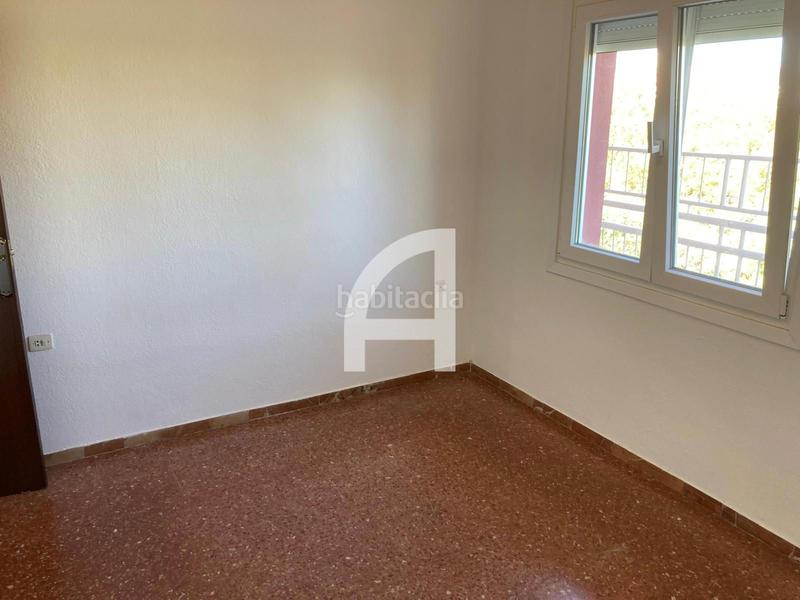 Foto 0bb1b8ec-4204-47f0-990b-0c9c47b451a9. Lloguer pis a La Sagrera Barcelona