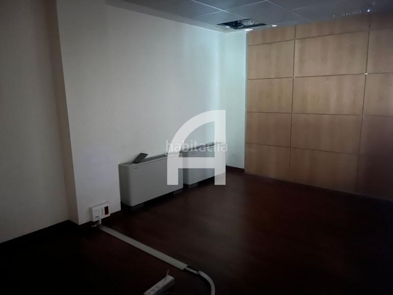 Foto d5fe40c9-33d9-4a1b-a420-8a15665d9097. Location bureau dans La Nova Esquerra de l´Eixample Barcelona