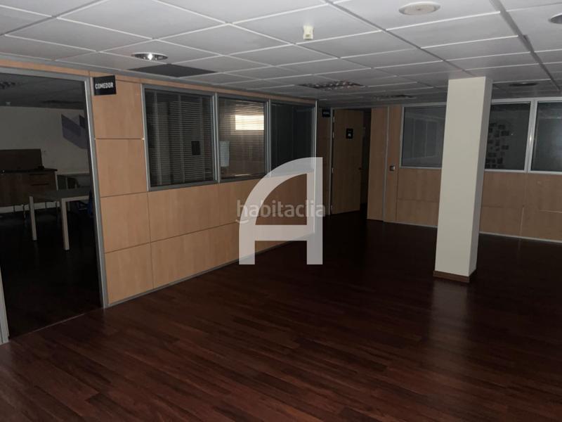 Foto 73290317-d317-477d-8ac0-ff7a1396ece5. Miete büro in La Nova Esquerra de l´Eixample Barcelona