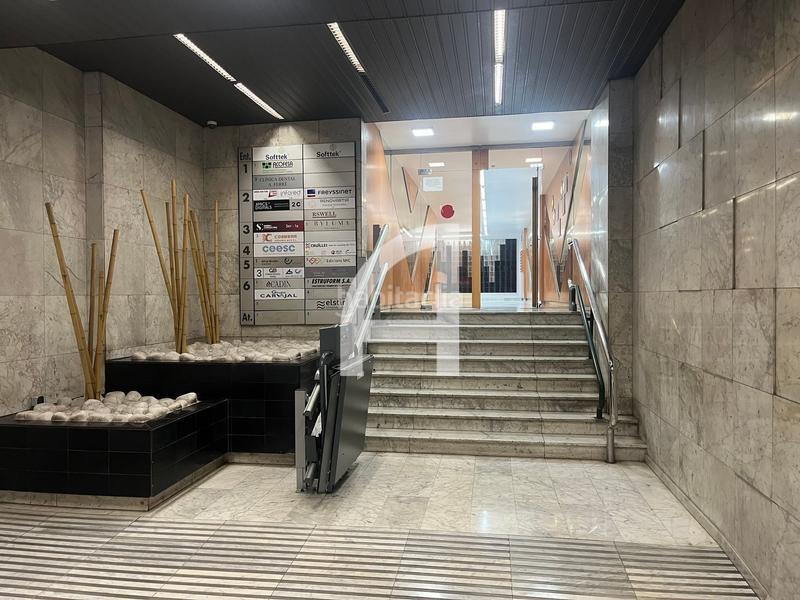 Foto e844a2ac-6882-4fdc-929a-22f56aa7067e. Miete büro in La Nova Esquerra de l´Eixample Barcelona