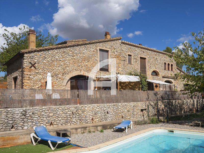 Foto 31f8b127-6da2-4ef7-9b1f-7565ca21f951. Bauernhof mit heizung parking pool in Sant Miquel de Fluvià