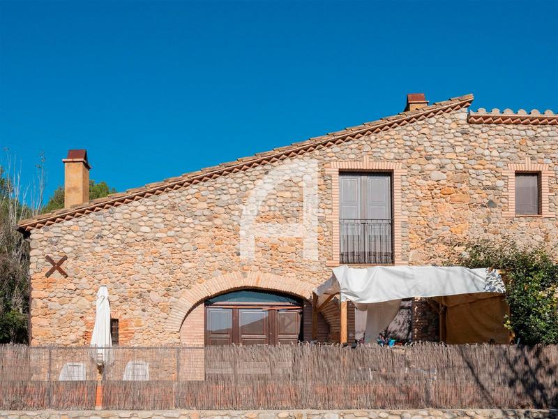 Foto db3a338a-2148-498c-80af-6f42d9836709. Bauernhof mit heizung parking pool in Sant Miquel de Fluvià