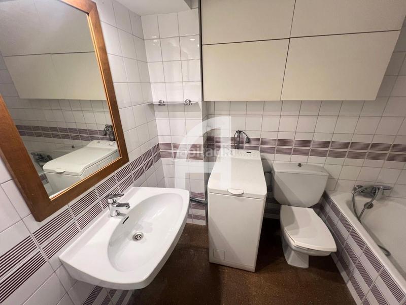 Foto f81a5c6a-e9d2-4b53-b75b-8c858154b3ac. Rent studio with heating in Putget - Farró Barcelona