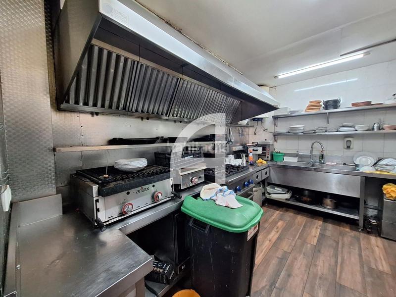 Foto 16ab4e35-632a-4247-a20d-7b0e762022ea. Traspàs local comercial a Barri de les Corts Barcelona