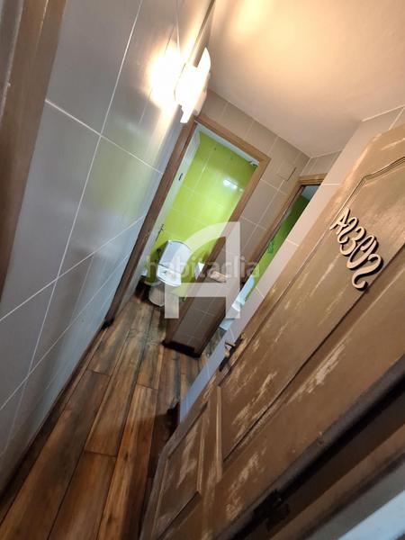 Foto a4bf386c-39d0-4535-90ed-2c54fb5a87c9. Traspàs local comercial a Barri de les Corts Barcelona