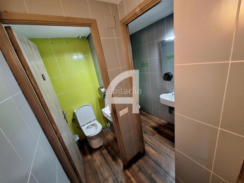 Foto 03717451-a9f5-4e80-bd50-37aa857bfda2. Trapasso locale commerciale in Barri de les Corts Barcelona