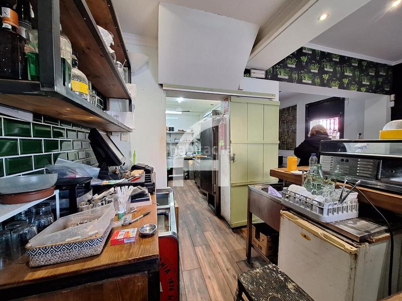 Foto e35dbb77-36f4-409f-9096-0935e8fbf251. Trapasso locale commerciale in Barri de les Corts Barcelona