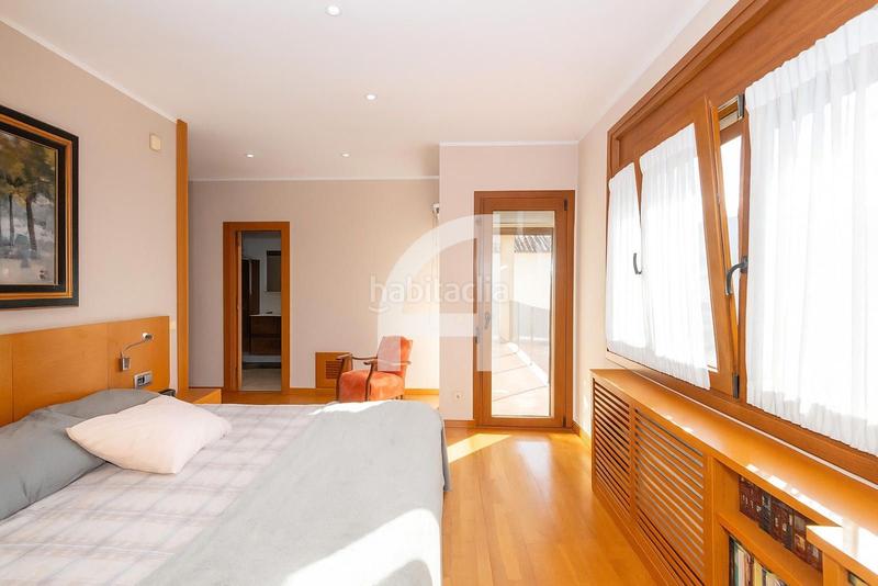 Foto 56c66105-e5f3-4c69-bb3f-f7e87b93b3d7. Casa amb aparcament piscina a Bescanó