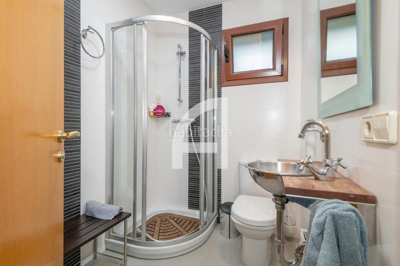 Foto efe0c32f-a4c0-4d79-805d-e04604ced8d4. Casa amb aparcament piscina a Bescanó