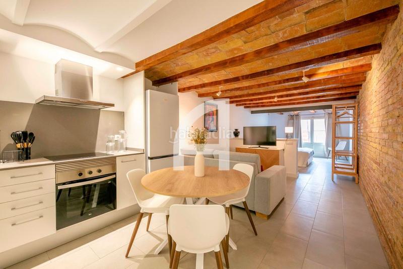 Foto f9ca8cff-eed9-41f5-ab66-a9b747e01a01. Affitto monolocale con riscaldamento in La Nova Esquerra de l´Eixample Barcelona