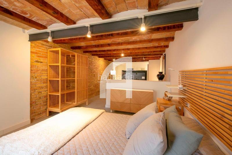 Foto 1cbf6b85-c5fb-47e1-a94f-53c7cf75a413. Location studio avec chauffage dans La Nova Esquerra de l´Eixample Barcelona