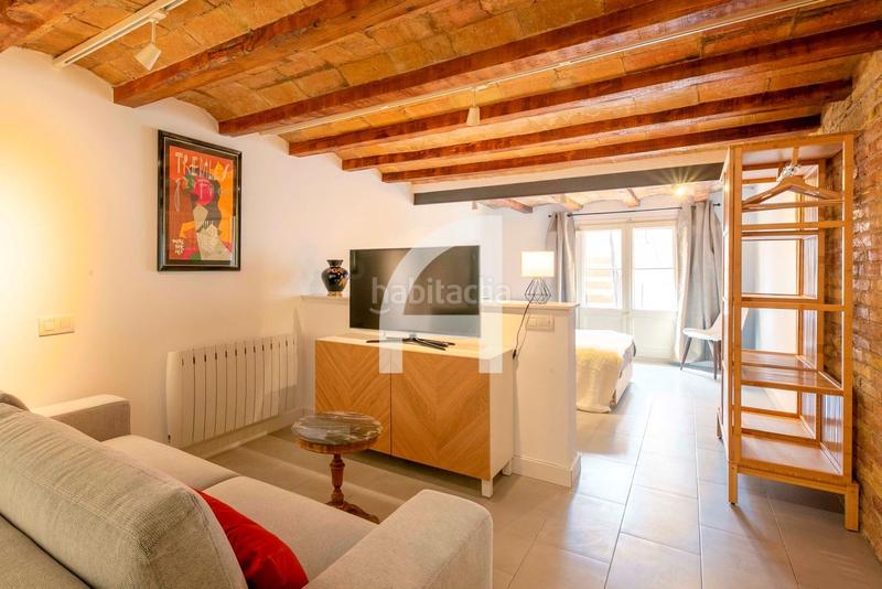 Foto a51710bf-7c08-4aa7-90d8-1ccd23e383d2. Location studio avec chauffage dans La Nova Esquerra de l´Eixample Barcelona