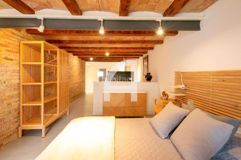 Foto d732cf38-5951-42ce-9cef-03dd639b0695. Location studio avec chauffage dans La Nova Esquerra de l´Eixample Barcelona