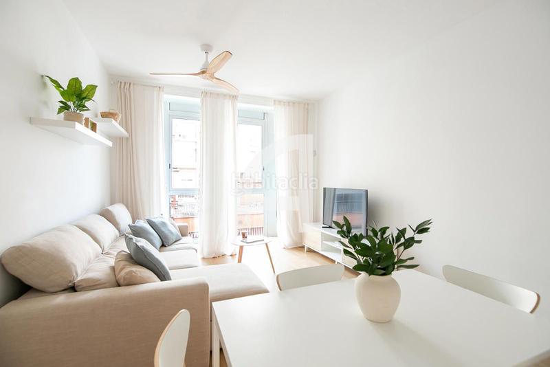 Foto b282ed4d-b7e1-46a7-86bb-800d094bc48a. Location appartement dans Vila de Gràcia Barcelona