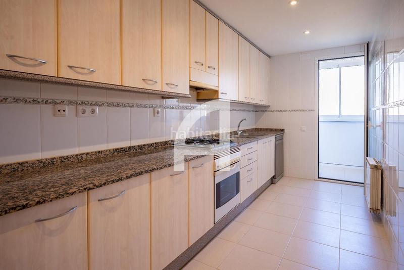 Foto 04562858-8be6-462d-9649-2d1621db5471. Appartamento con riscaldamento parcheggio in Mas Lluí Sant Feliu de Llobregat