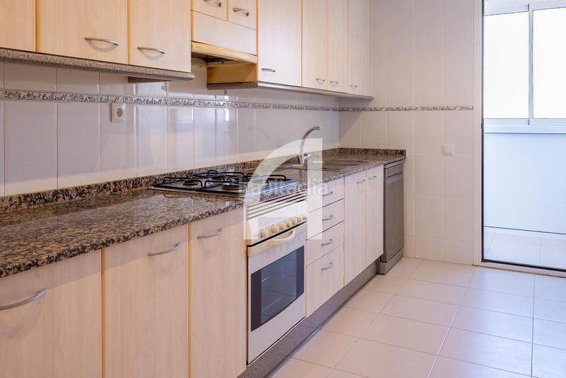 Foto 56f73c49-5451-4d29-874a-cb4dc1dc224f. Appartamento con riscaldamento parcheggio in Mas Lluí Sant Feliu de Llobregat