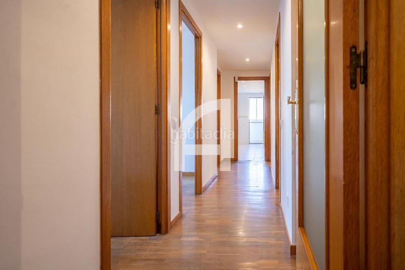 Foto 72eb3bc8-9ec6-45ed-8987-a7fe26ed6a98. Appartamento con riscaldamento parcheggio in Mas Lluí Sant Feliu de Llobregat