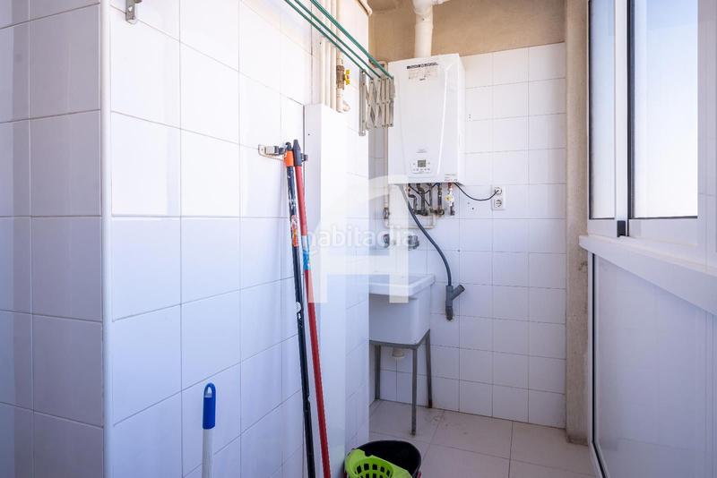 Foto 98ec8a30-7fe3-4182-b3b6-73f8d52ba074. Appartamento con riscaldamento parcheggio in Mas Lluí Sant Feliu de Llobregat