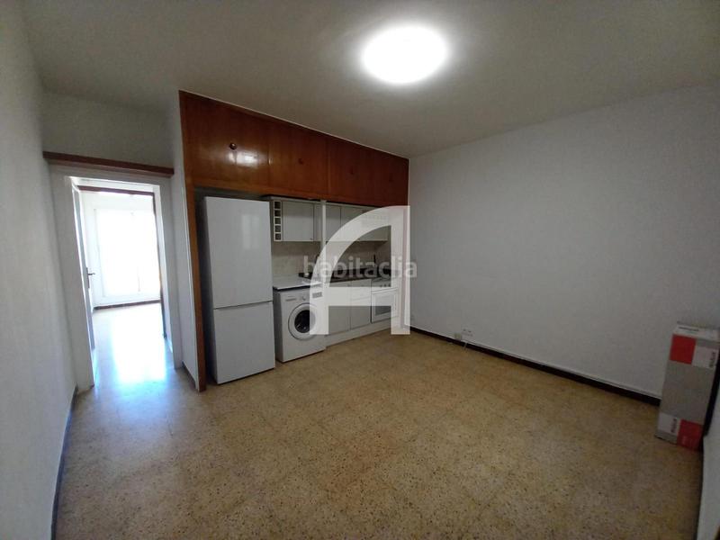 Foto d8a6505b-af38-4c21-84c4-792d0a128239. Lloguer àtic a Sant Andreu de Palomar Barcelona