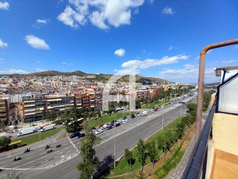 Foto f20e9ca2-538c-4f52-b451-2f206bfa157a. Lloguer àtic a Sant Andreu de Palomar Barcelona