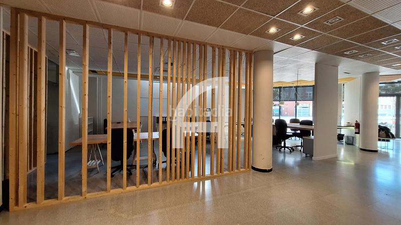 Foto 3c358e1e-2367-4c36-8330-75cb63b39cd3. Lloguer oficina amb calefacció a La Vila Olímpica del Poblenou Barcelona
