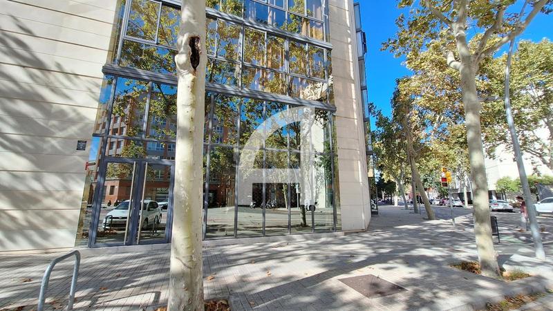 Foto 1c4e40cb-7157-448b-a166-72154f501ee6. Location bureau avec chauffage dans La Vila Olímpica del Poblenou Barcelona