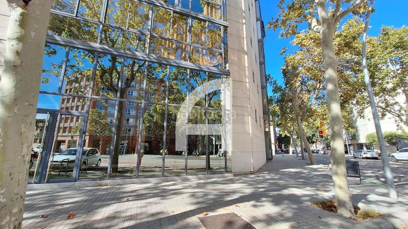 Foto 6b6a89bb-1bdb-461e-b89b-4011760a5c54. Rent office space with heating in La Vila Olímpica del Poblenou Barcelona