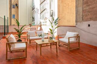 Rent Penthouse  Carrer bailen. Ático reformado con gran terraza