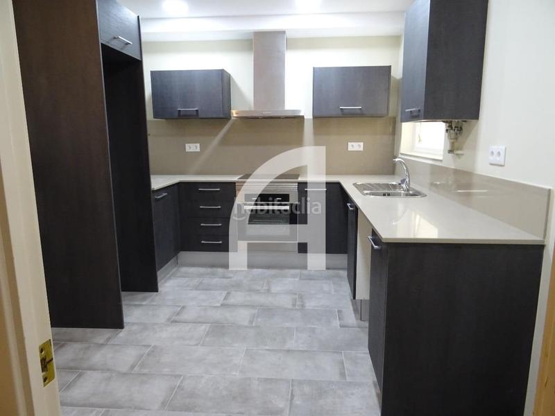 Foto 448d83ad-b0c1-43ef-8015-a8db8d1e7d86. Attico con riscaldamento parcheggio in Centre-Can Nadal Sant Feliu de Llobregat