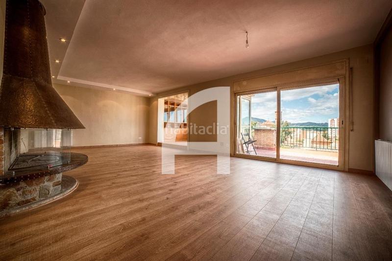 Foto 6254f9cf-e707-4139-9a70-d77df49bd7b5. Attico con riscaldamento parcheggio in Centre-Can Nadal Sant Feliu de Llobregat