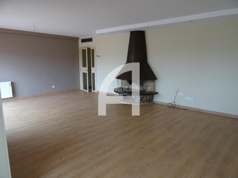 Foto e1822376-545c-482d-a2e4-138c7956aed8. Attico con riscaldamento parcheggio in Centre-Can Nadal Sant Feliu de Llobregat