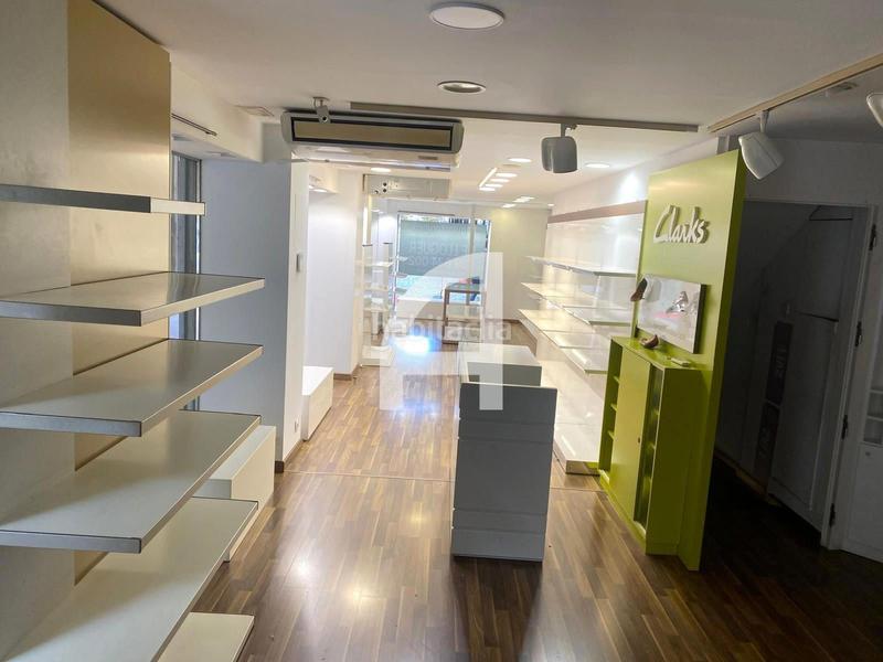 Foto b3901f4c-4fef-4f04-80be-601563da8f89. Alquiler local comercial local en alquiler en el centre barri vell en Girona