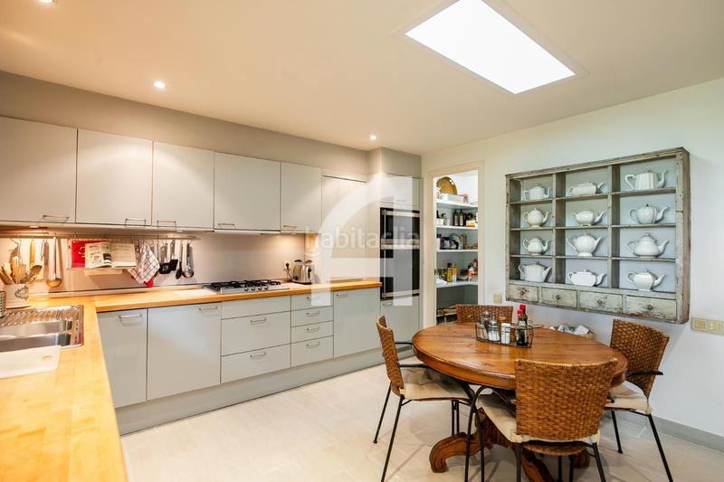 Foto 804b0216-7767-43fd-b83b-43f74cc61d17. Maison avec chauffage parking piscine dans Vallvidrera - Tibidabo - Les Planes Barcelona