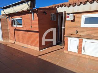 Location Duplex  Frederica montseny. Ideal dúplex esquinero con terraza y plazas de aparcamiento en m