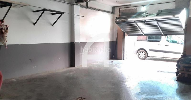 Foto 12ca447a-8edc-47c9-b626-a3f93922d123. Casa adossada amb calefacció aparcament a Vilobí d´Onyar